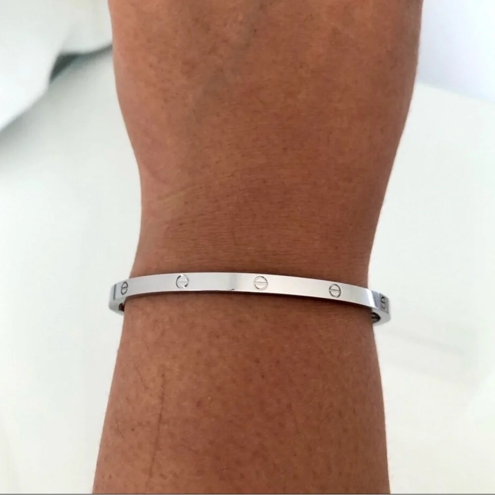 Screw Bracelet Small Model Stainless Steel.